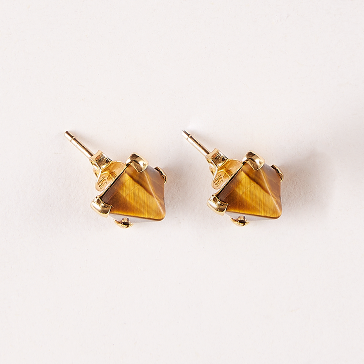POWER PYRAMID EARRING
