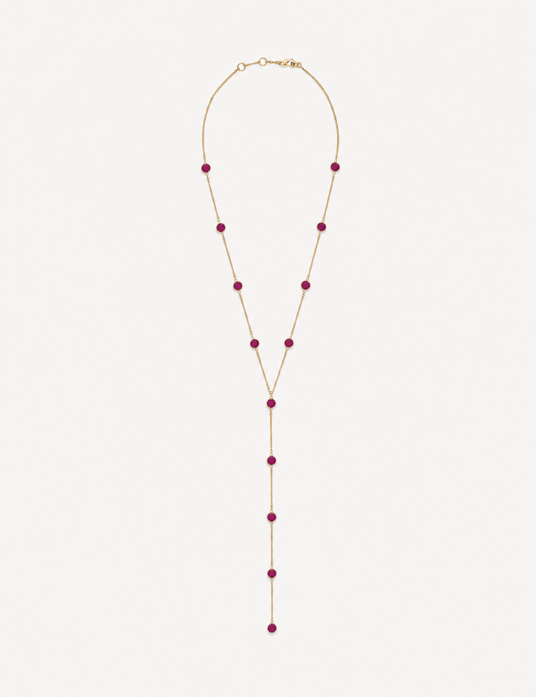 Collar Maru volcánico color Fucsia, joyería artesanal hecha a mano en Perú