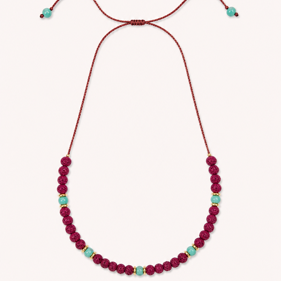 Gargantilla Volcánica Uruyen color Fucsia, joyería artesanal hecha a mano en Perú