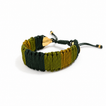 Pulsera cuero doble color Verde, joyería artesanal hecha a mano en Perú