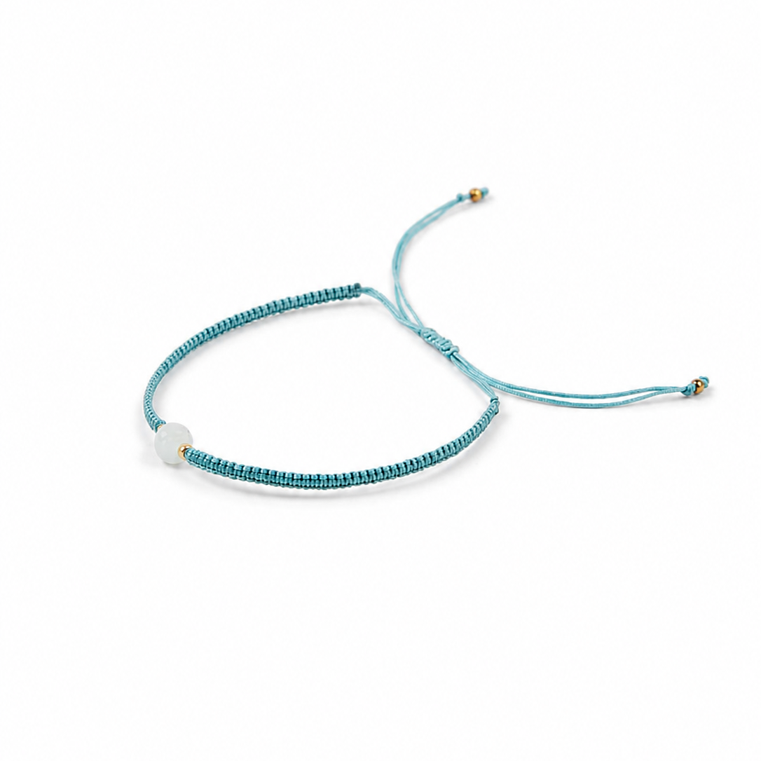 Pulsera Mini Poder color Aguamarina, joyería artesanal hecha a mano en Perú