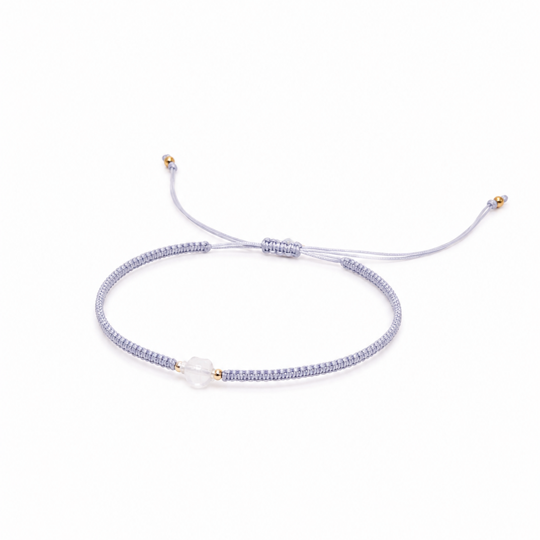Pulsera Mini Poder color cuarzo cristal, joyería artesanal hecha a mano en Perú