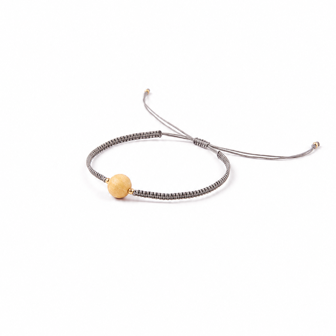 Pulsera Palo Santo color Gris, joyería artesanal hecha a mano en Perú