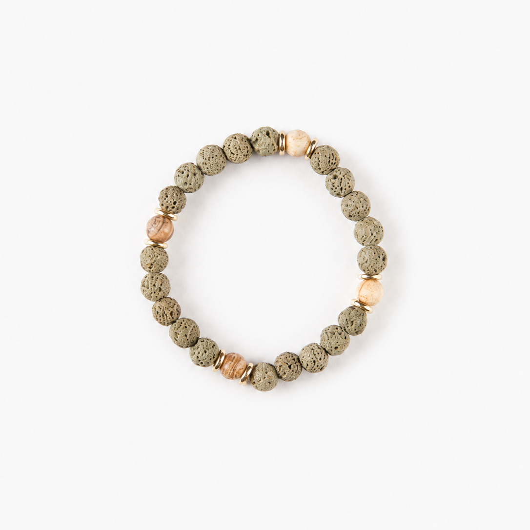 Pulsera Volcánica color Verde Oliva, joyería artesanal hecha a mano en Perú